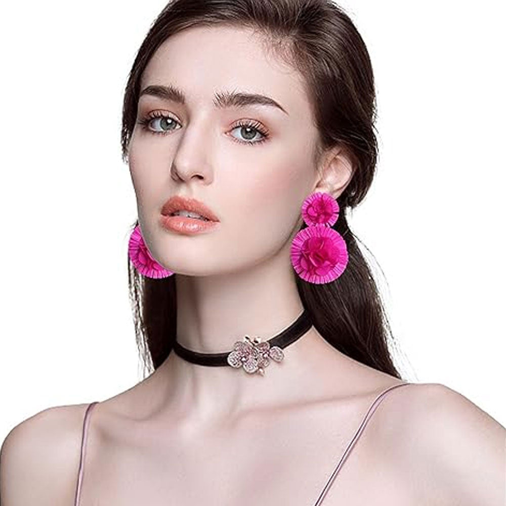 Handmade Boho Raffia Daisy Dangle Earrings – Trendy Floral Jewelry for Women & Girls