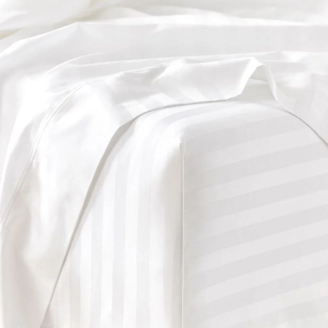 4-in-1 White Stripe Bedsheet Set with 2 Pillowcases, Fitted Sheet, and Zippered Duvet Cover